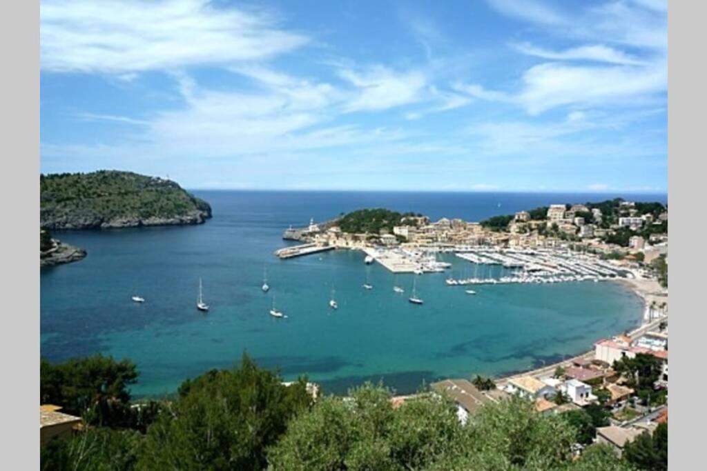 En El Con Gran Terraza Privada Y Vistas Al Mar. Piscina Comunitaria. Localizado En Un Zona Tranquila Y Muy Soleada. Wifi Gratis Disponible. Parking. Puerto de Sóller